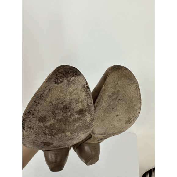 Think Strappy Distressed Leather Heels Sandals Equestrian Regency Boho Size 7 - Picture 9 of 14